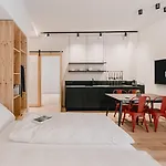 Bleibt Alpine Aparthotel 4*